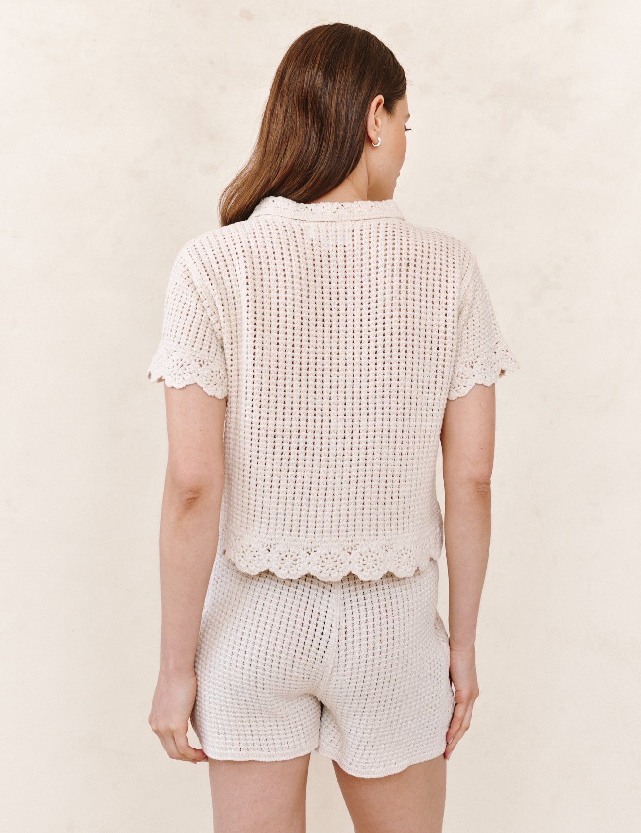 B2640-K96-304 - SHORT SLEEVE CROCHET BUTTON DOWN