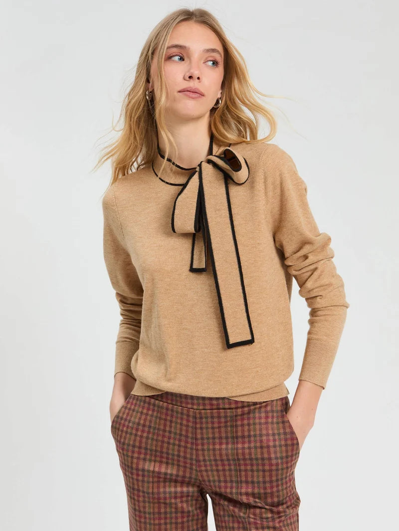 Black And Beige Bow Sweater_33977