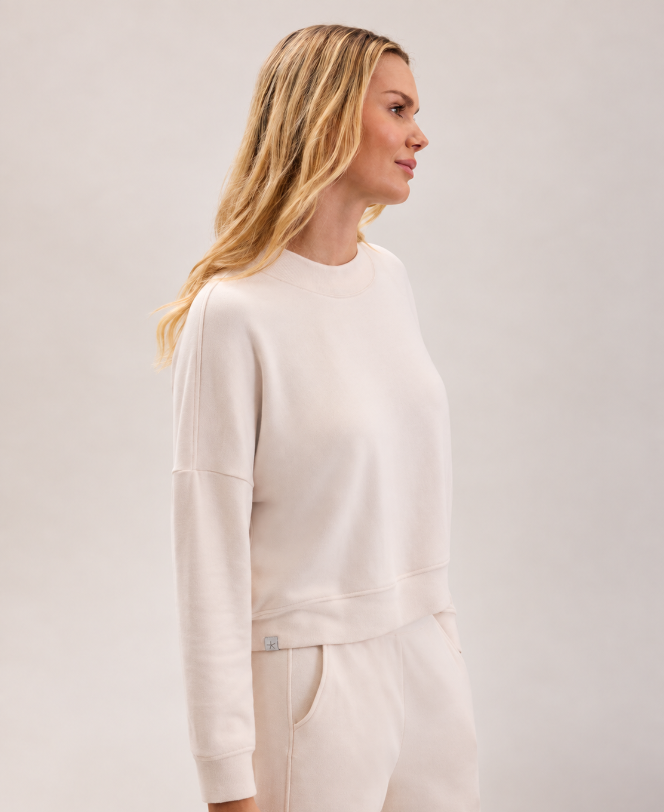 Brushed Fleece Pullover-Barefoot Dreams-BDWMC26891