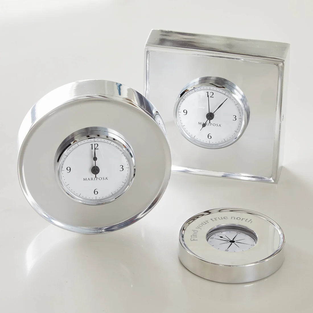 Signature Compass_8223