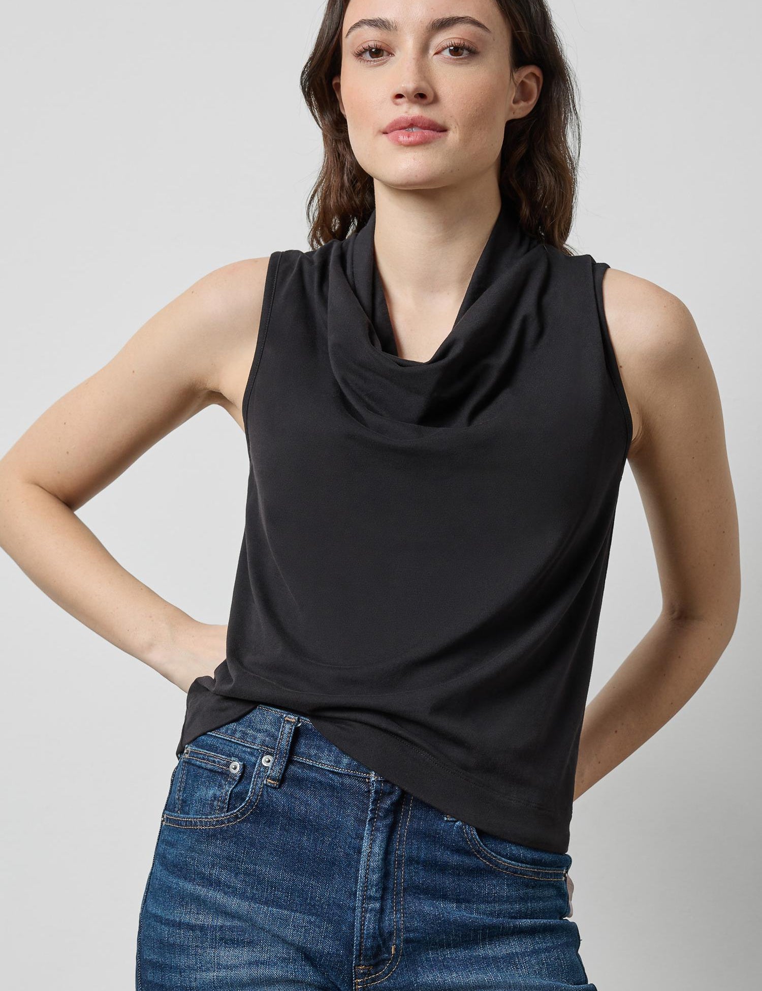Drape Neck Sleeveless Top_Lilla P_PA3633-BLA