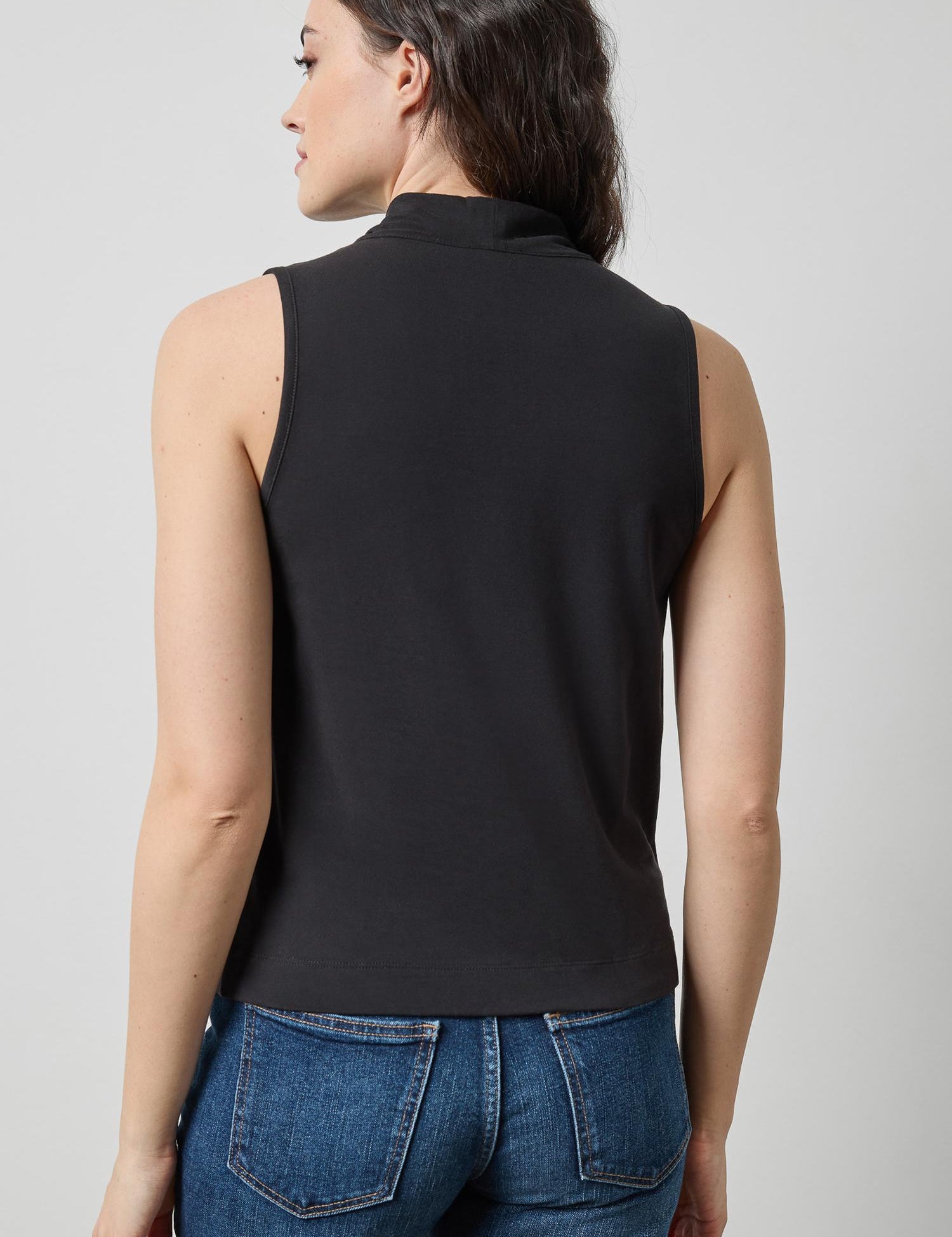 Drape Neck Sleeveless Top_Lilla P_PA3633-BLA