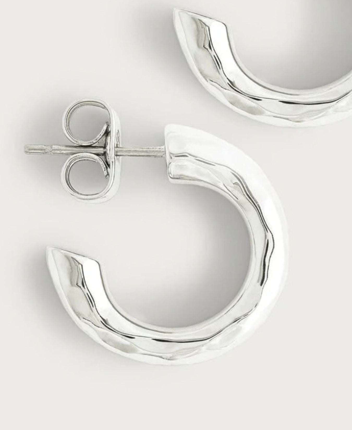 FarrierHuggieHoopEarrings-anabelAram-14112113724