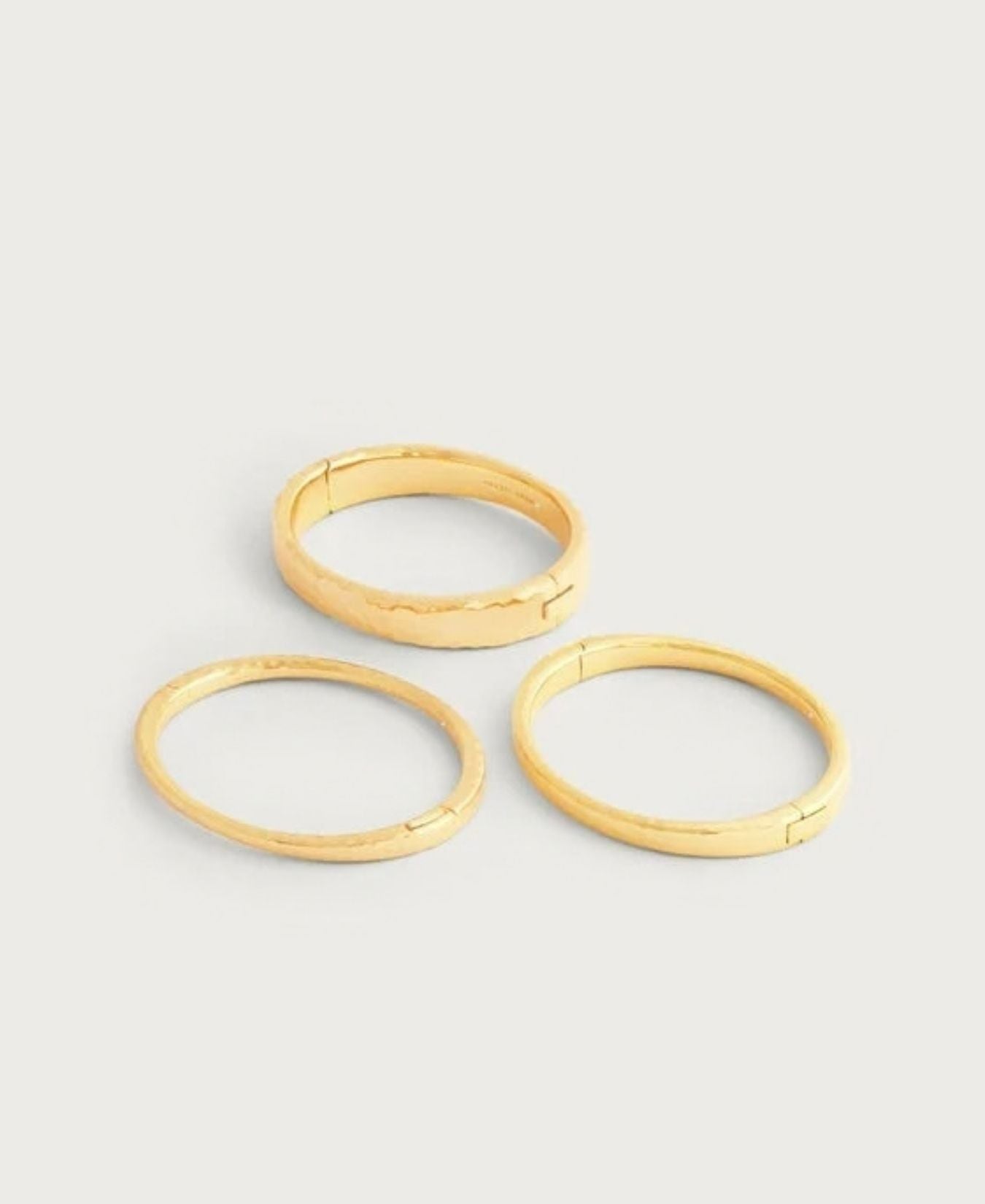 Farrier Medium Hinged Bangle-AnabelAram-12111113224