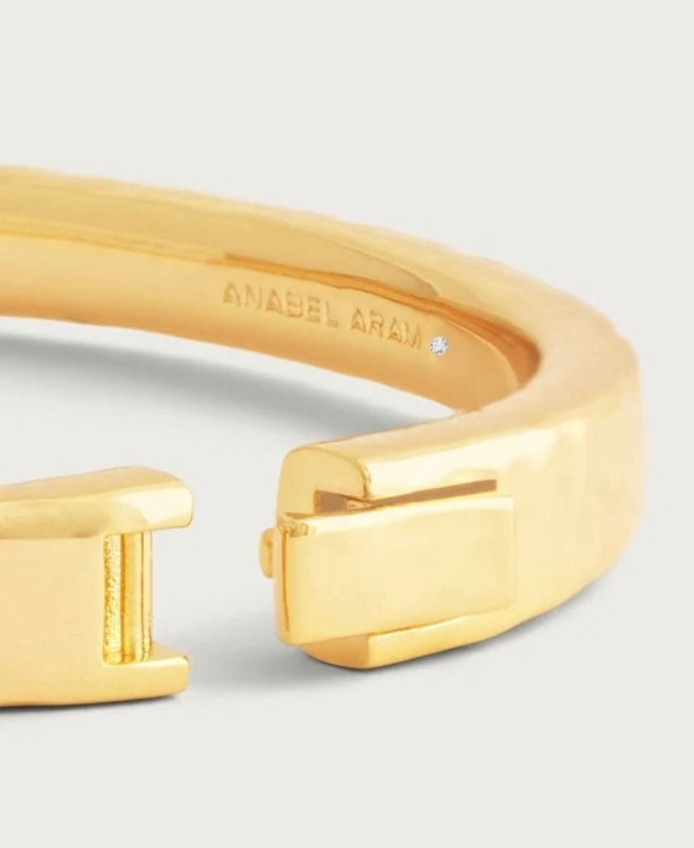 Farrier Medium Hinged Bangle-AnabelAram-12111113224