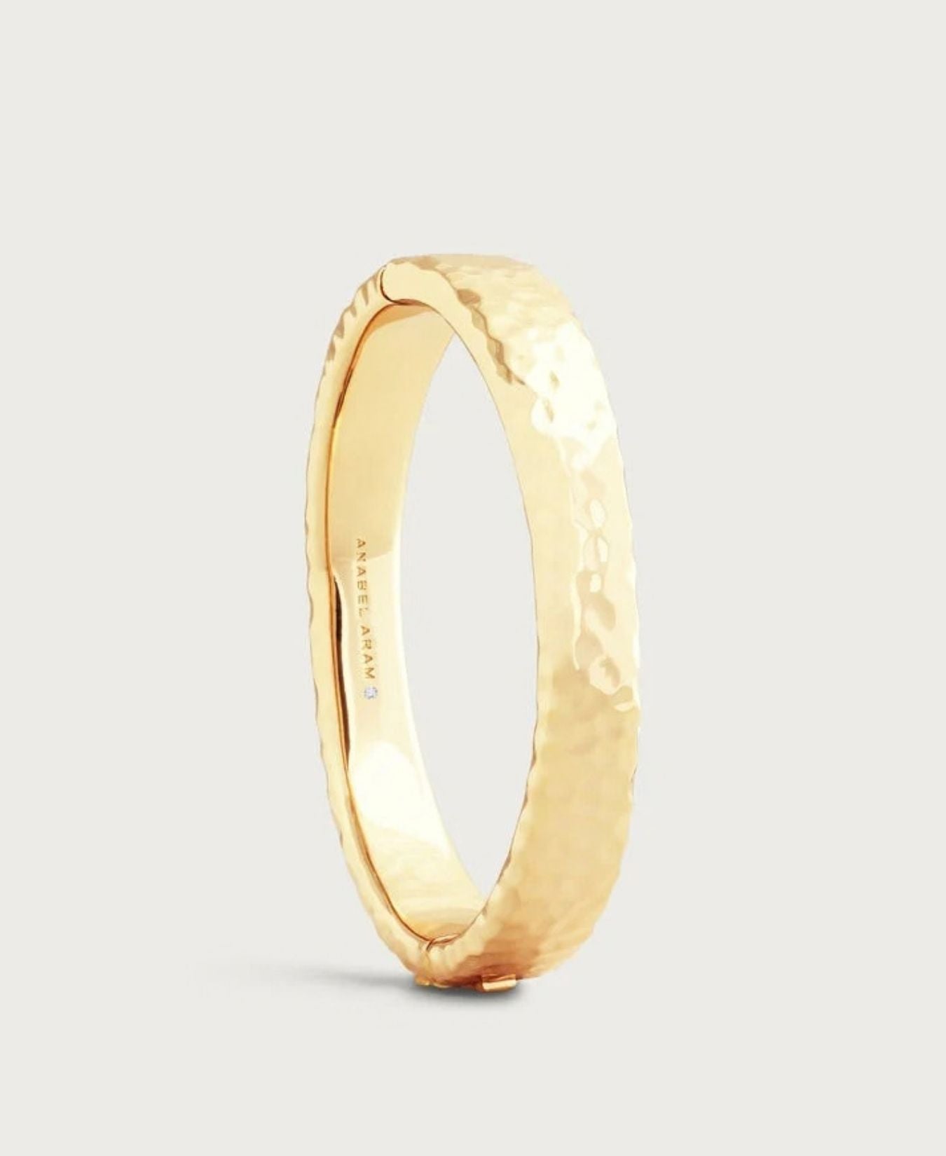 Farrier Wide Hinged Bangle-AnabelAram-12111113424
