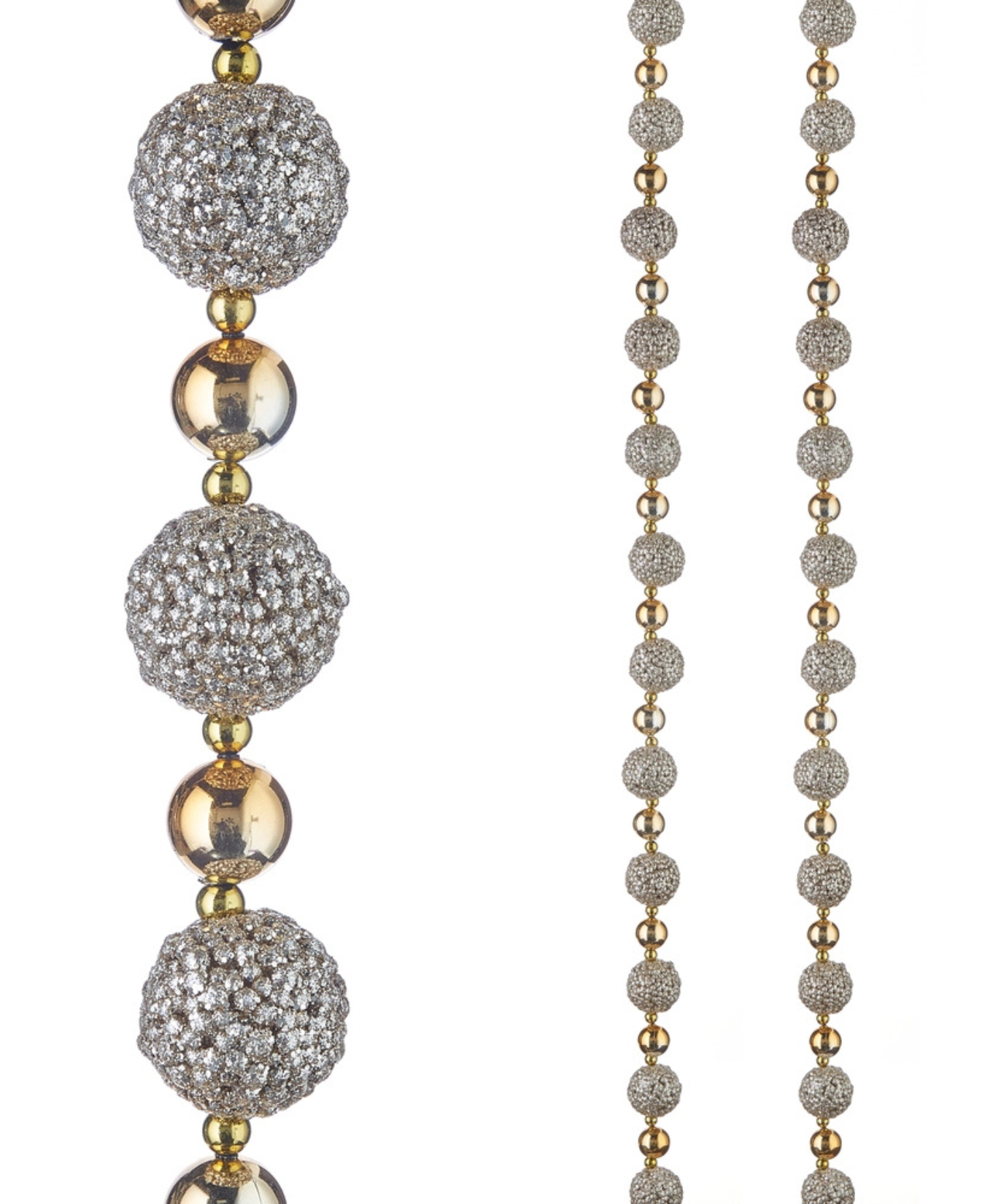 a close up of a necklace