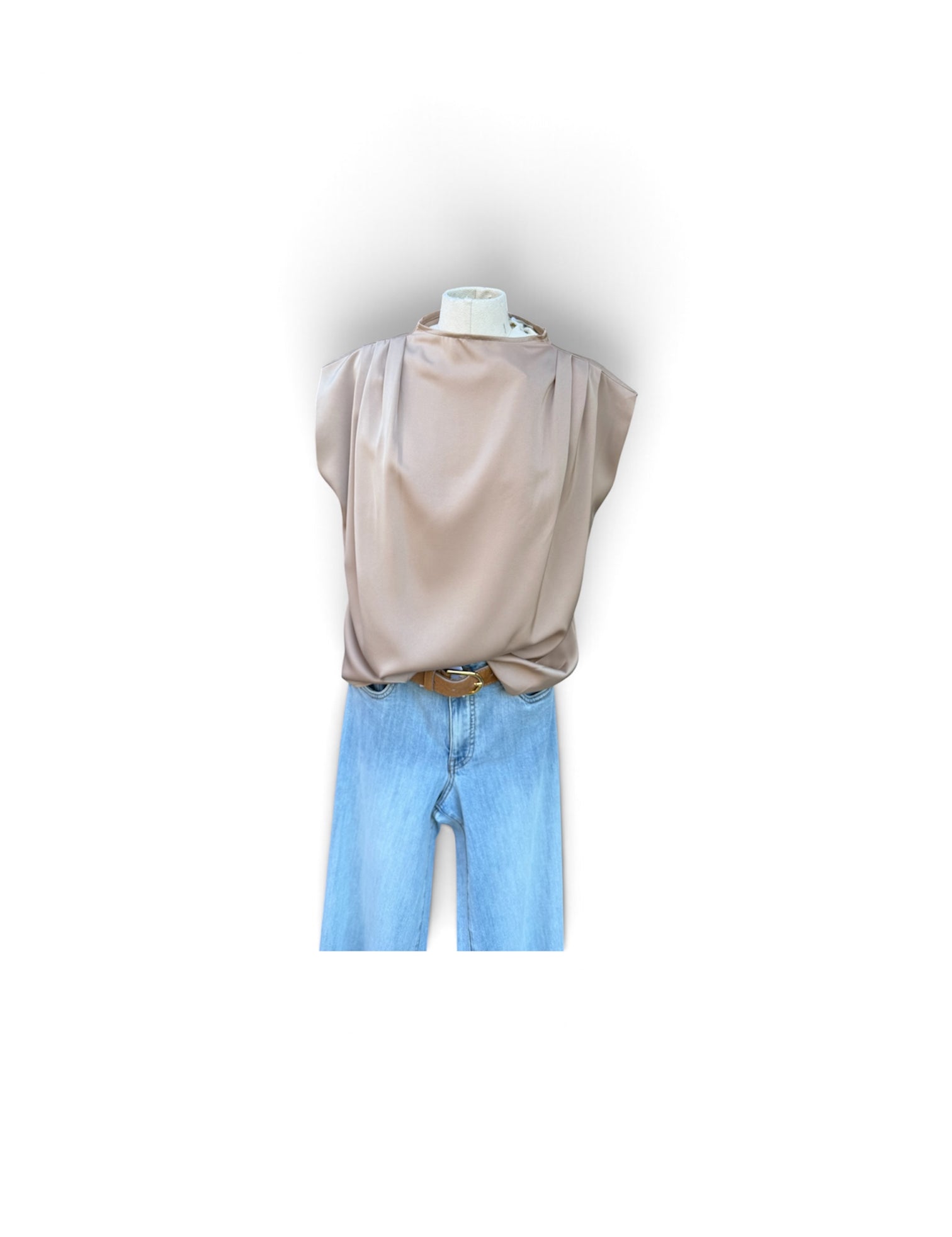 a mannequin with a shirt and jeans