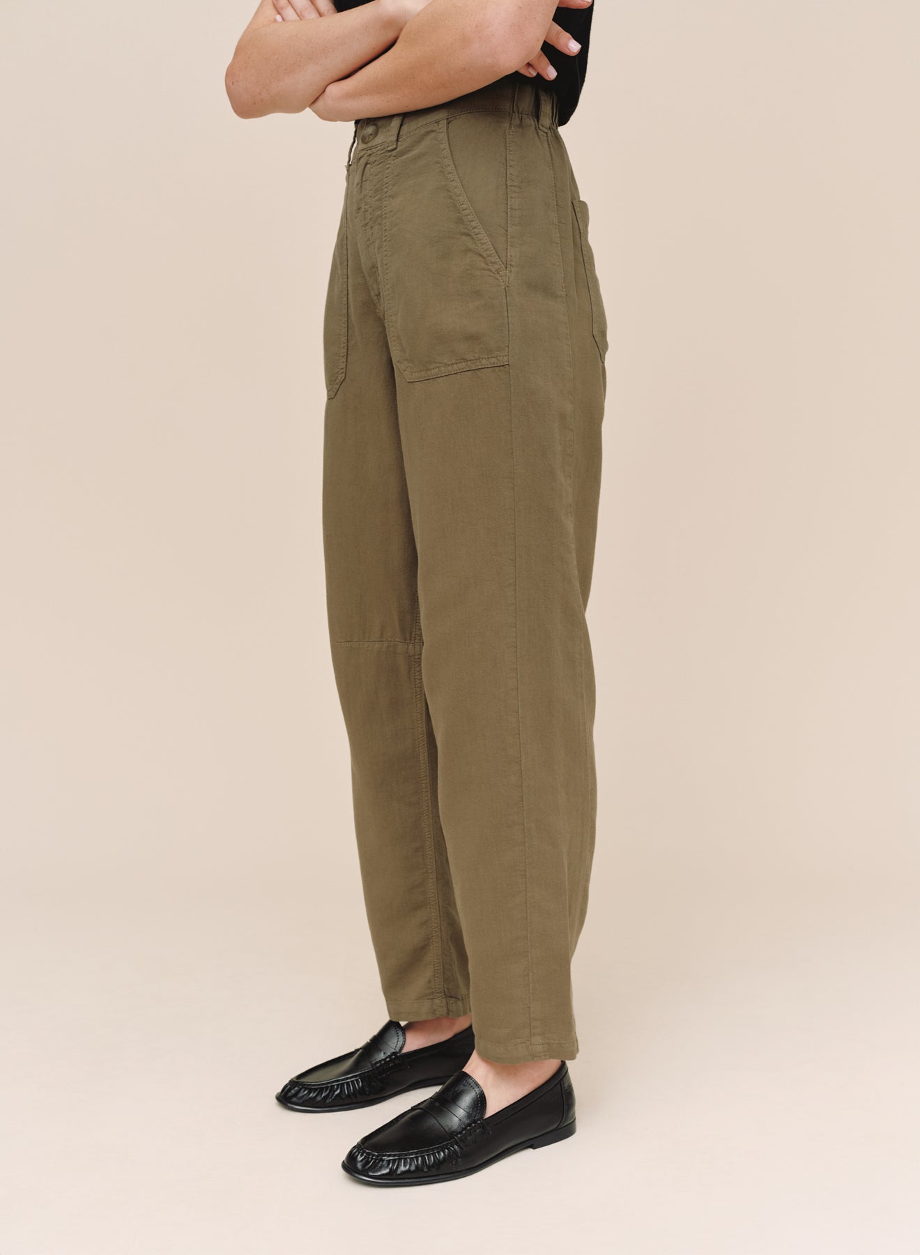 B3638-B71-302 - PORKCHOP DARTED KNEE PANT