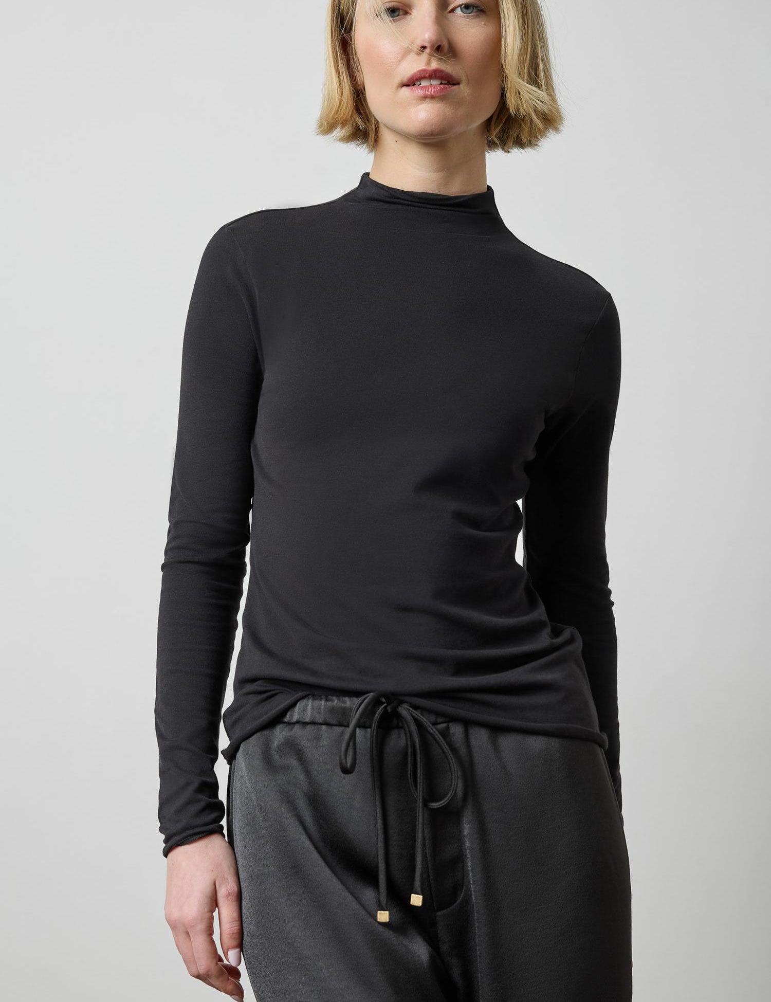 Long Sleeve Funnel Neck_Lilla P_PA3685