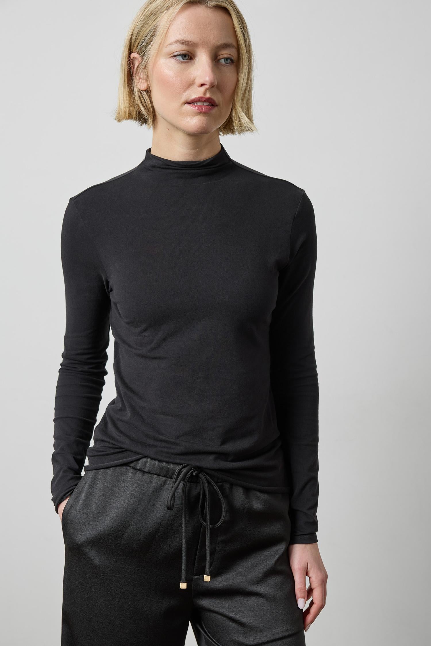 Long Sleeve Funnel Neck_Lilla P_PA3685