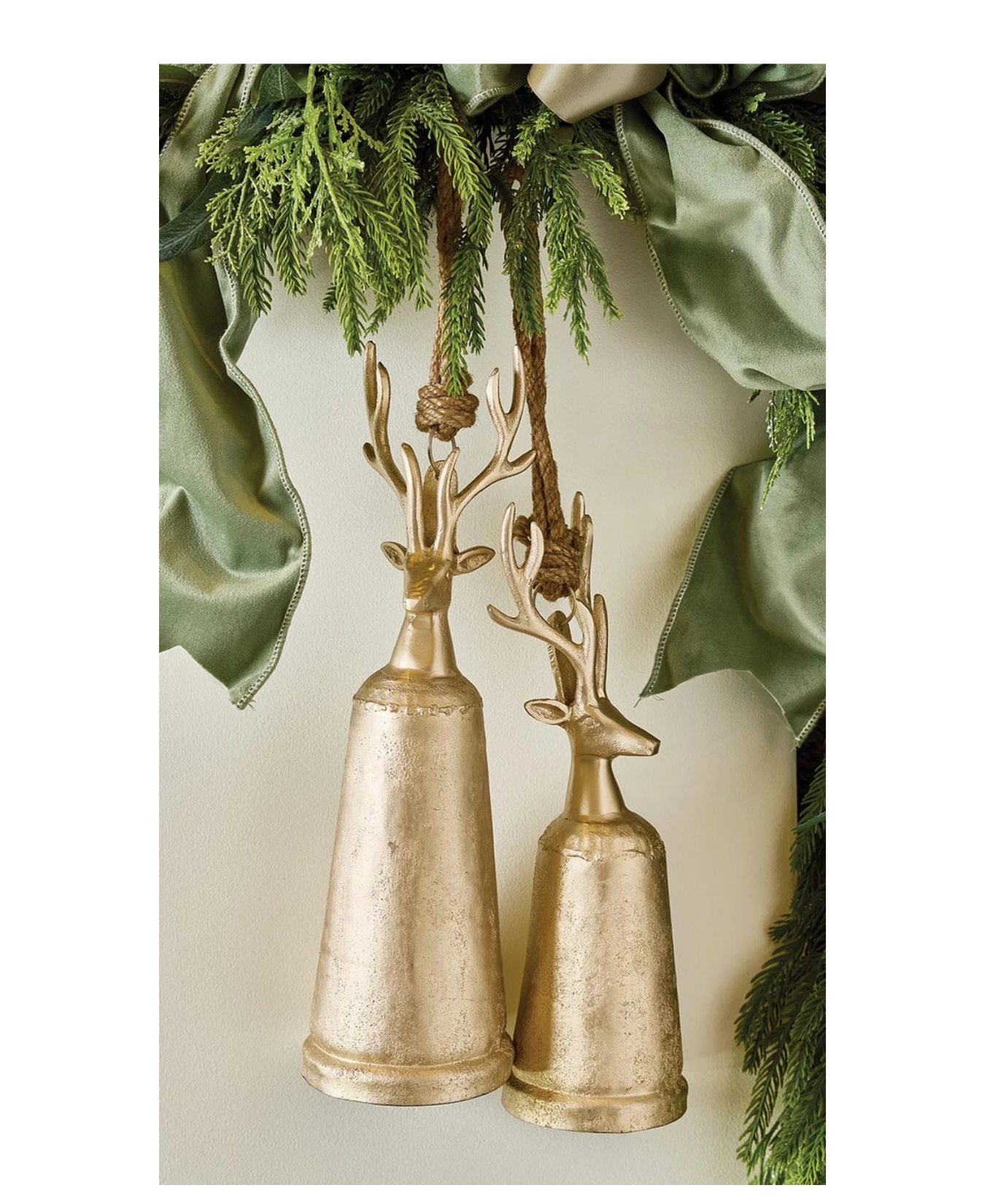 MediumChampagnePlatinumReindeerBell-SantaBarbaraDesignStudio-T5151_3