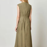 Sleeveless Seamed Maxi Dress