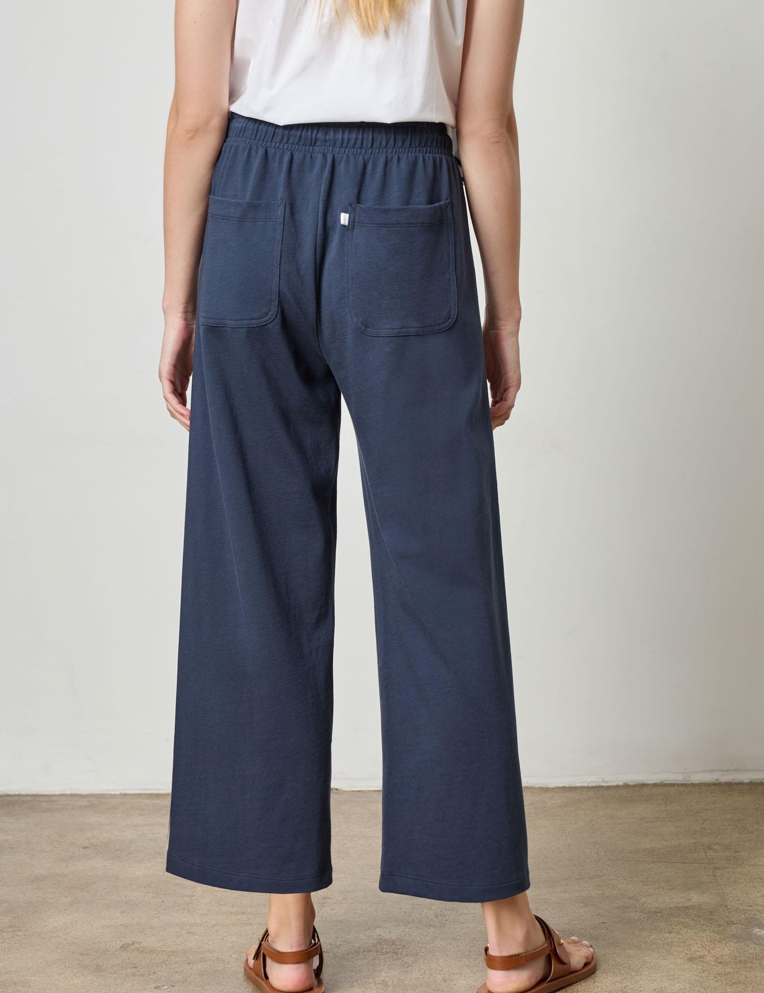 Seamed Wide Leg Pant