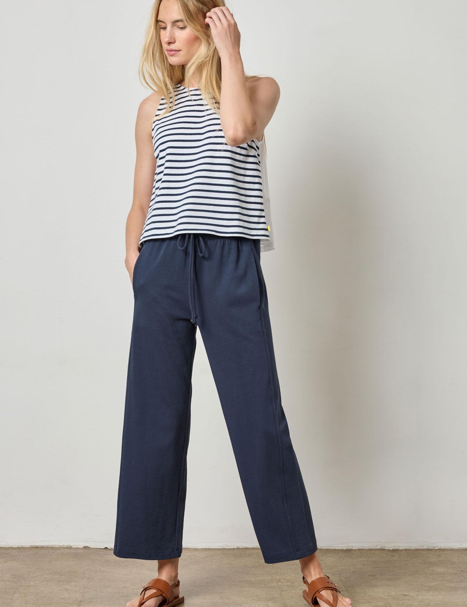 Seamed Wide Leg Pant
