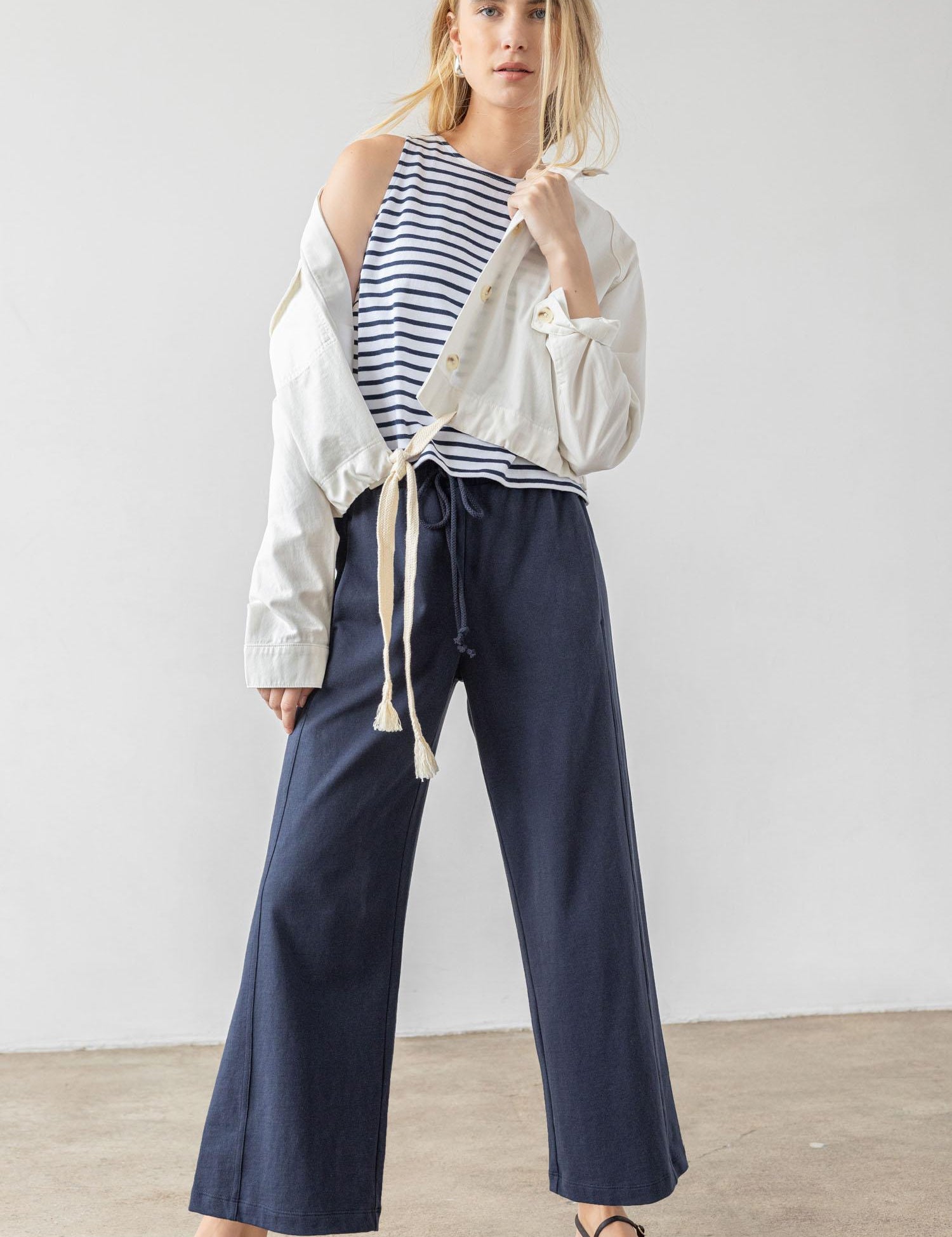 Seamed Wide Leg Pant