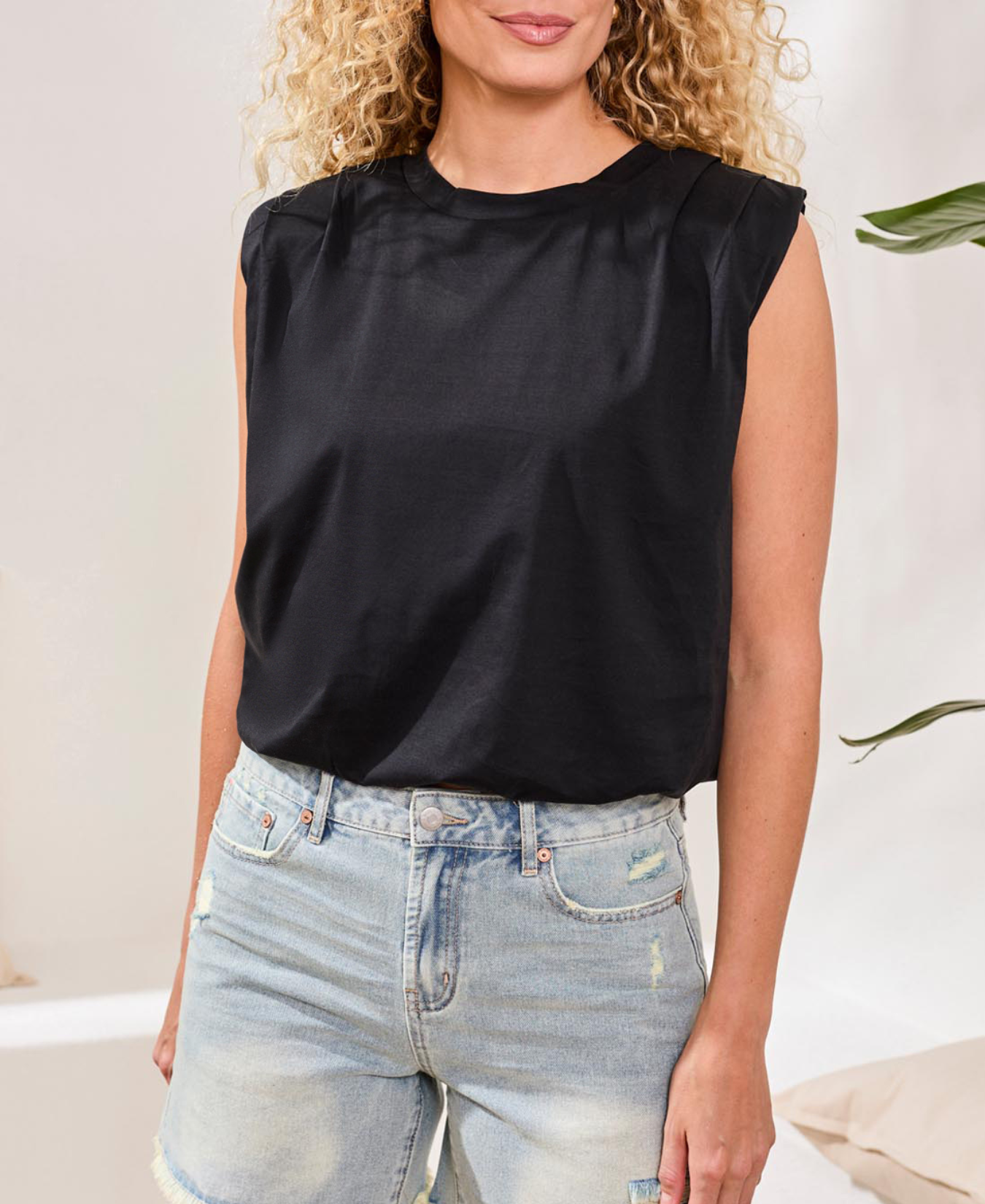 Padded Shoulder Muscle T-Shirt_Tribal_6195O-5040-0002