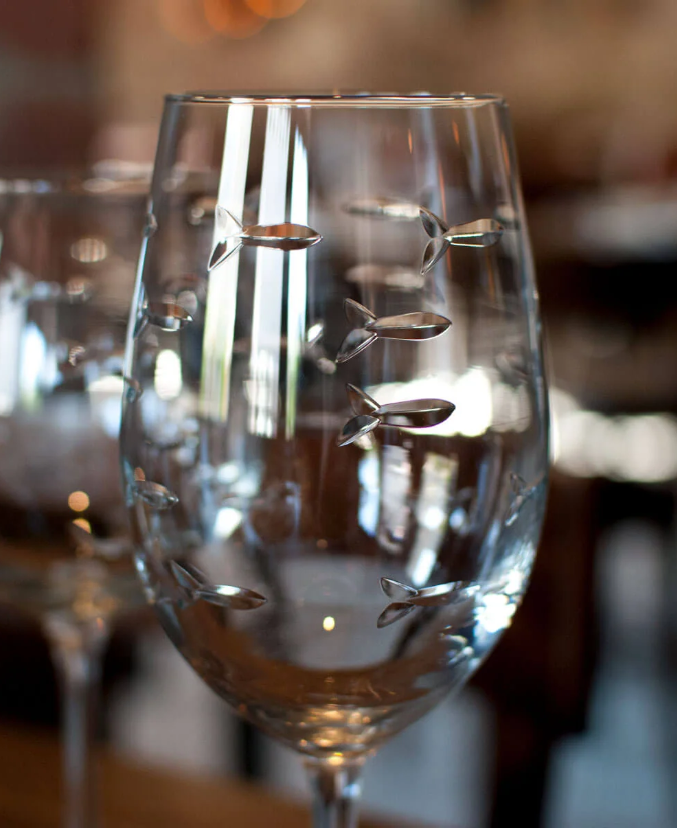 School of Fish All Purpose Stemmed Wine Glass | 18oz-Rolf Glass