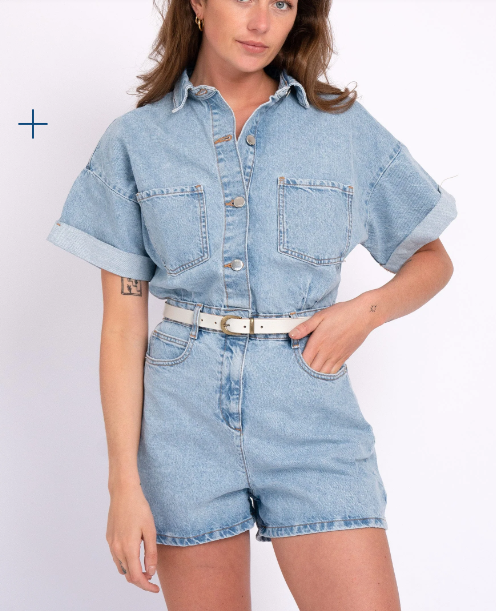 Ank Skinny Leather Belt with Gold Buckle & Keeper