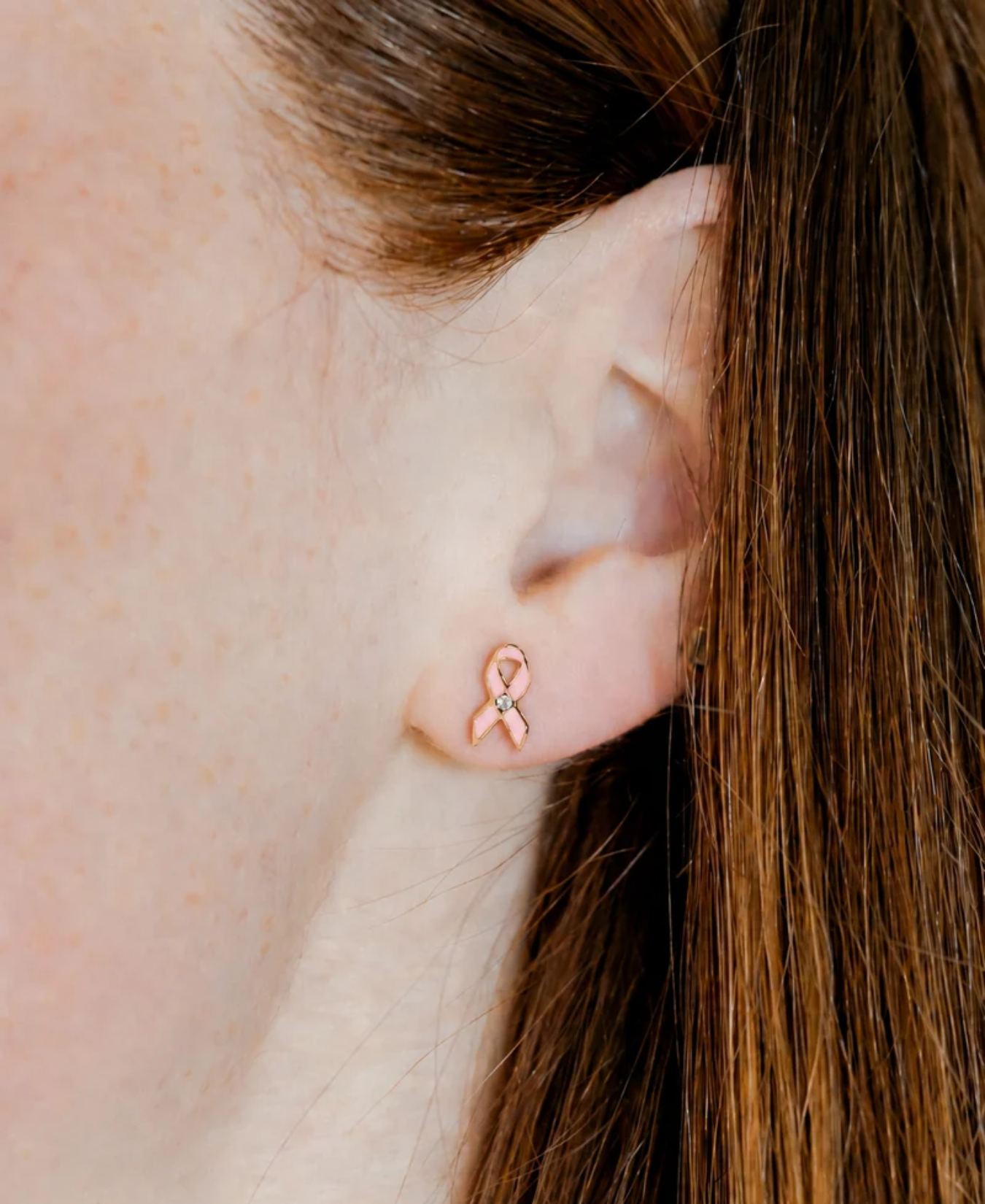 a close up of a ear