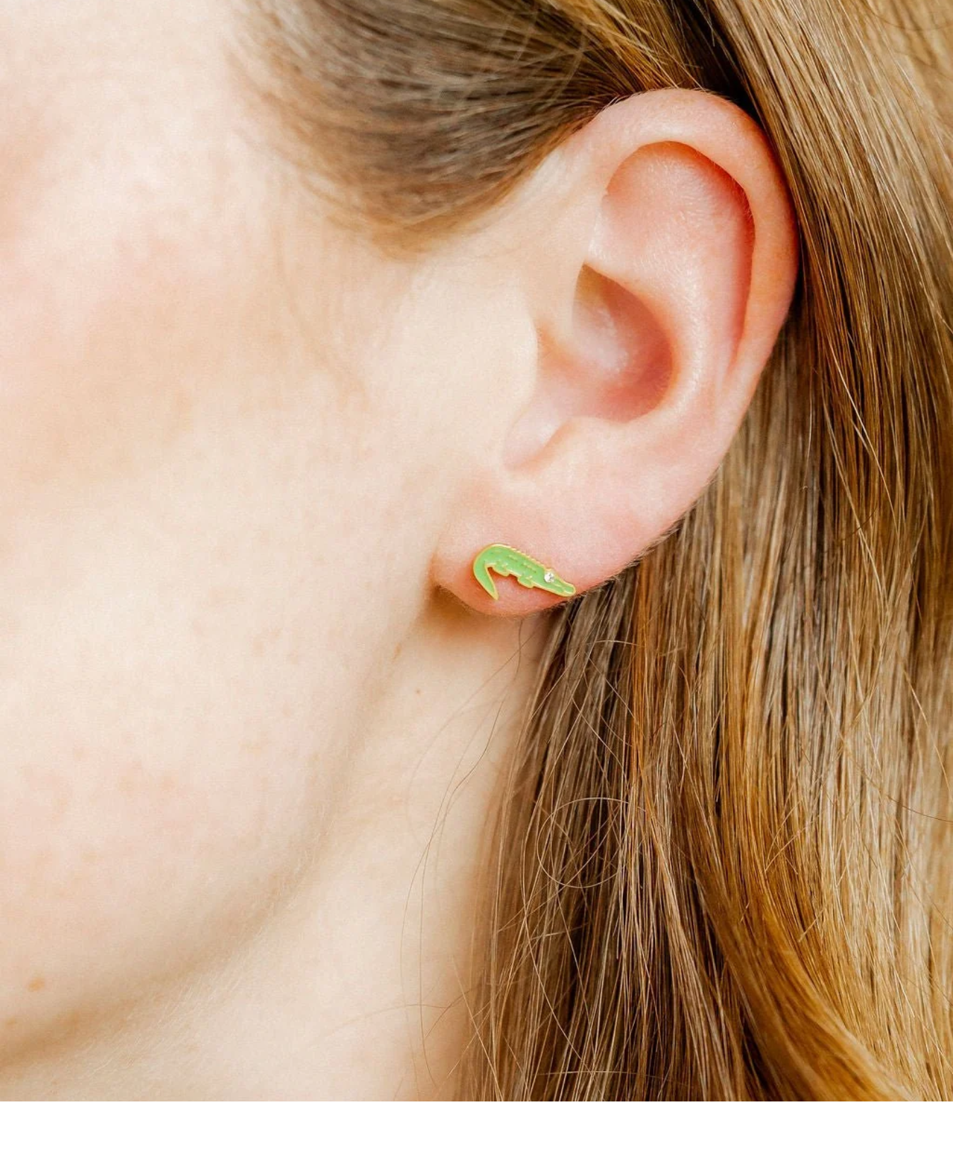 Screwback_Stud_Earrings_Gator-Linny Co-Linny2828