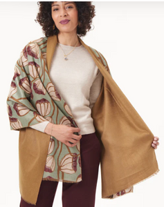 Modern Tulip Green Reversible Wrap