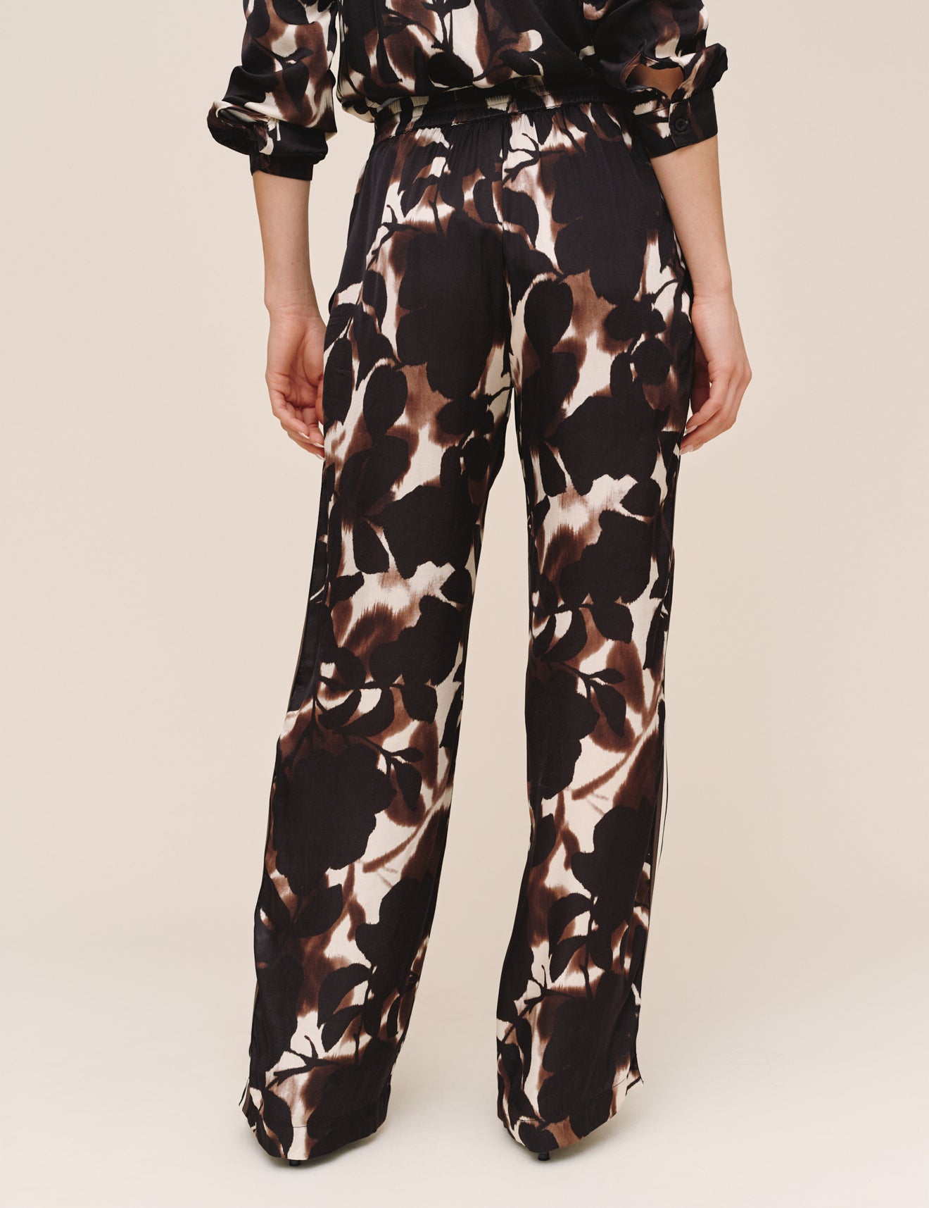 B3717-L48-304 - DRESSED UP TRACK PANT WITH STRIPE