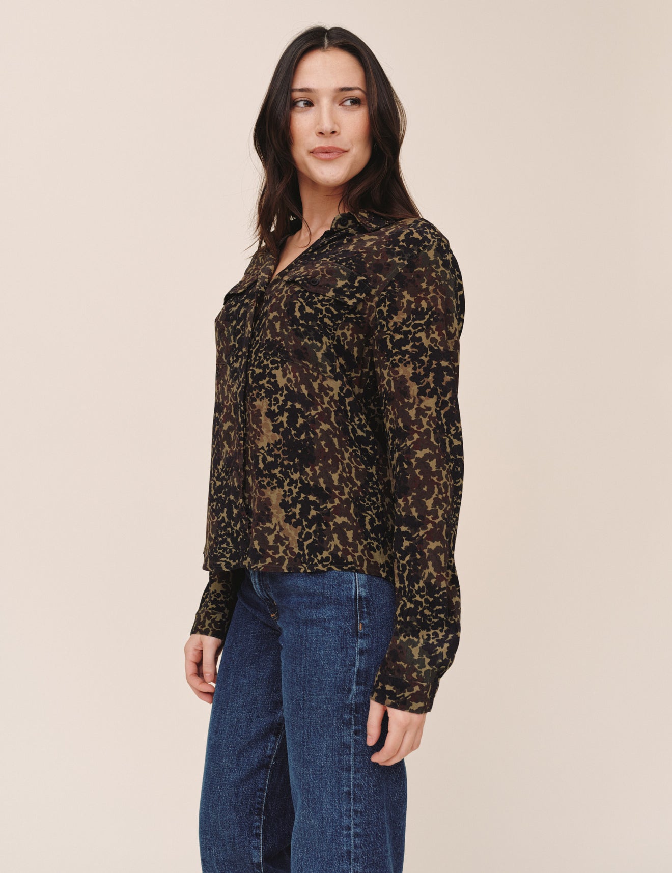 B20176-L59-304 - UTILITY POCKET BUTTON DOWN