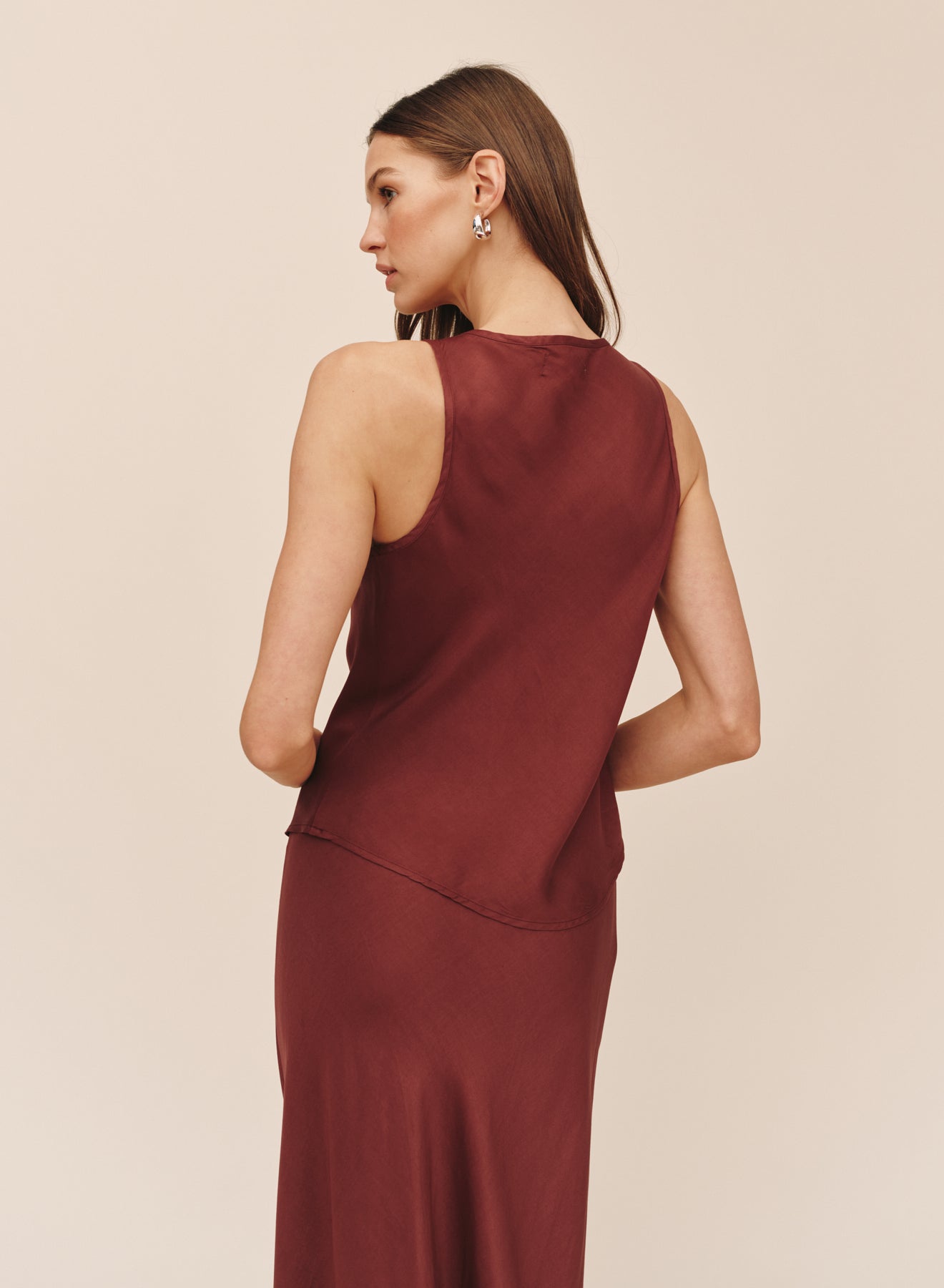 B20308-L63-302 - SCOOP NECK TANK