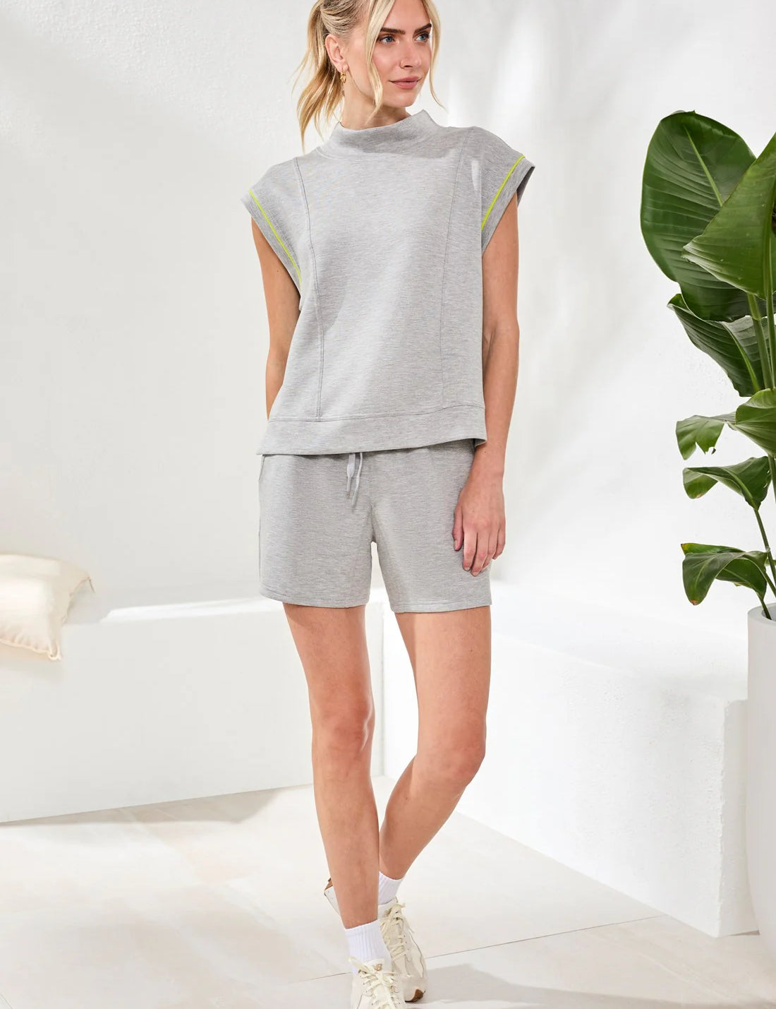 Techno-Lux Mock Neck Top | Light Grey Mix