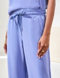 Barrel Crop Jogger with Pockets | Baja Blue